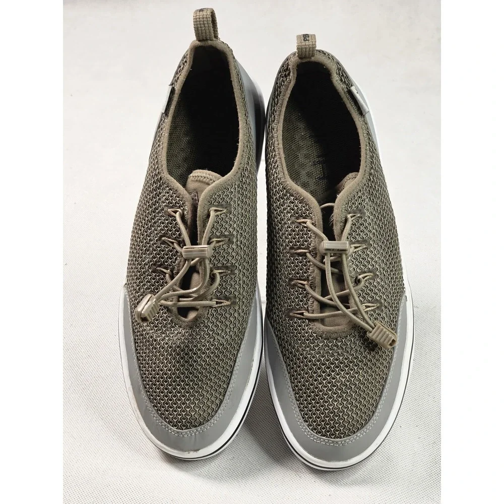 Huk Mania Performance Fishing Water Shoes  Size 8 Gray /Khaki Worn Once
